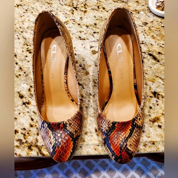 Wedges Shoes - Picture 1 of 7